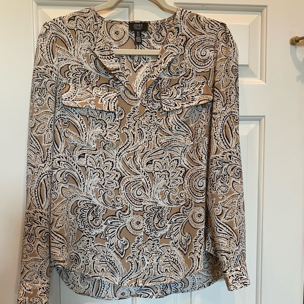 Chic Paisley Long Sleeve Top - Tan